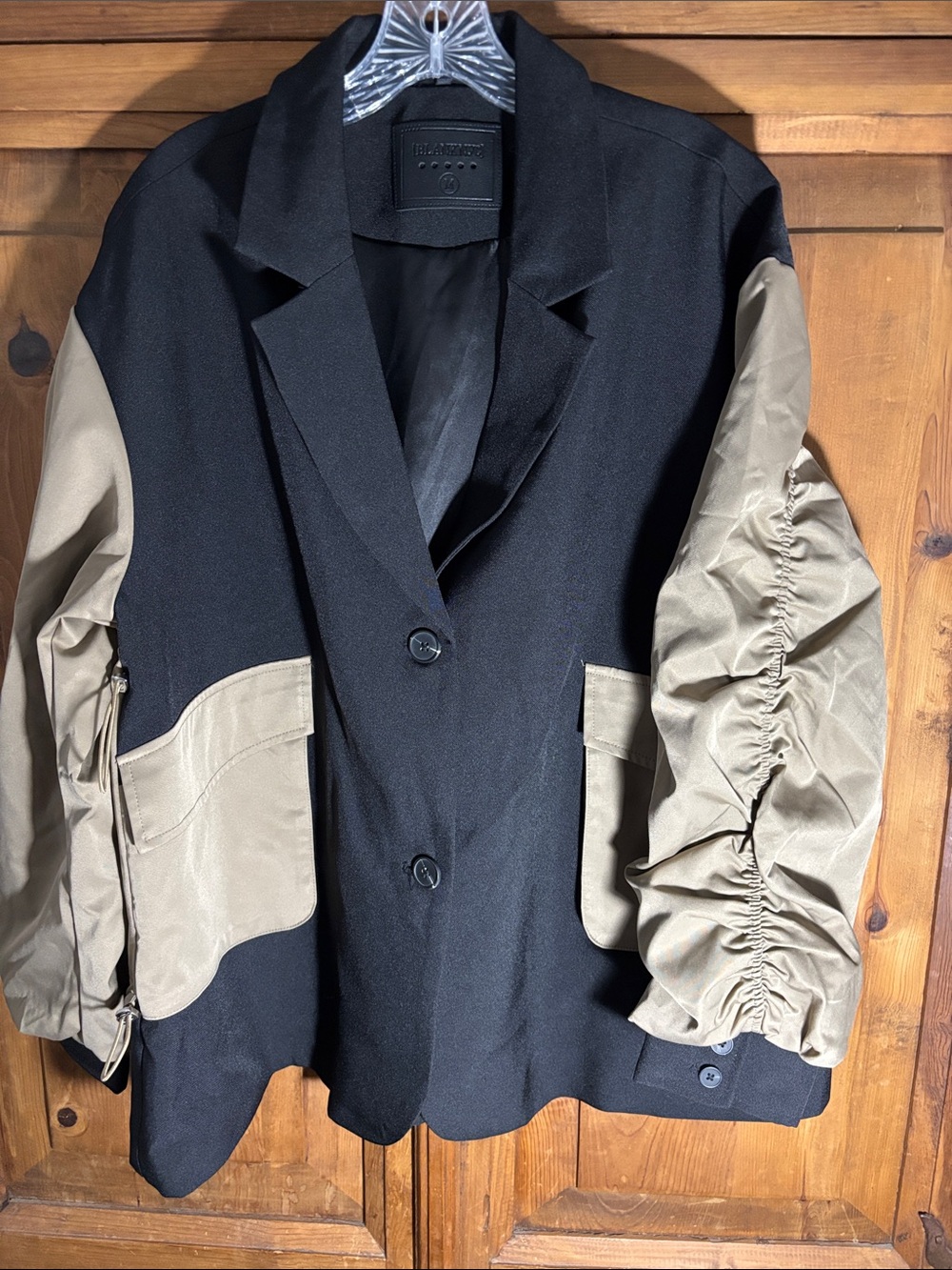 Blank NYC Black & Khaki Two-Tone Ruched Sleeve Blazer Jacket